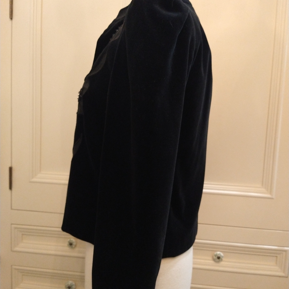 Louis Fe'raud Velvet Jacket Black Euro Size 40 US 10 - Picture 4 of 8